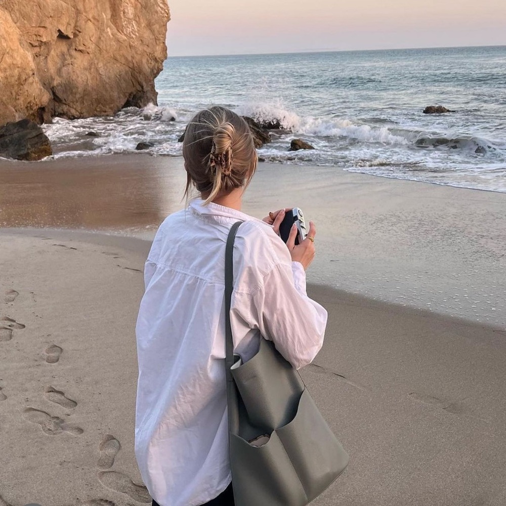 ⬇️OAK + FORT Vegan Leather Tote in Sage Green